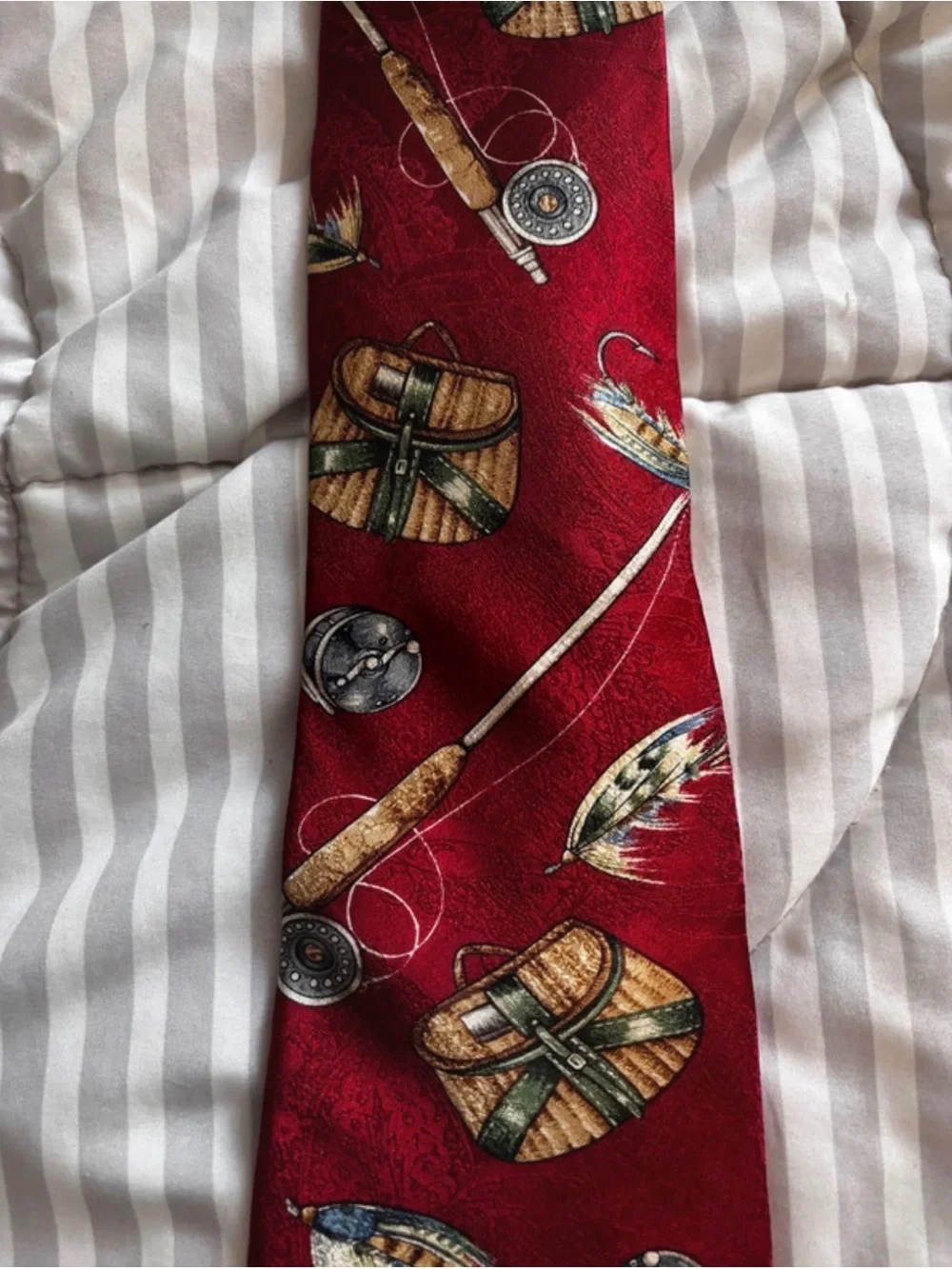 Vintage field & stream Red Men's Necktie with Fishing Motif